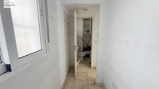 Local comercial en alquiler en Girón - Las Delicias - Tabacalera en Málaga