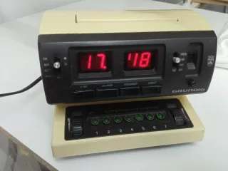 Radio despertador Grundig Sono-Clock 550A Vintage