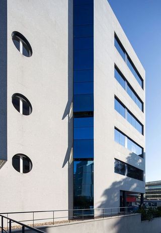 Oficina en alquiler en San Juan Bautista en Madrid