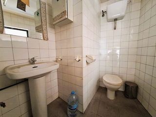 Local comercial en alquiler en Pº Zorrilla - Cuatro de Marzo en Valladolid