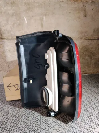 Piloto trasero derecho Fiat Tempra SW