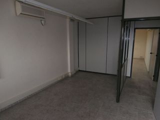 Oficina en alquiler en Centre en Hospitalet de Llobregat, L´