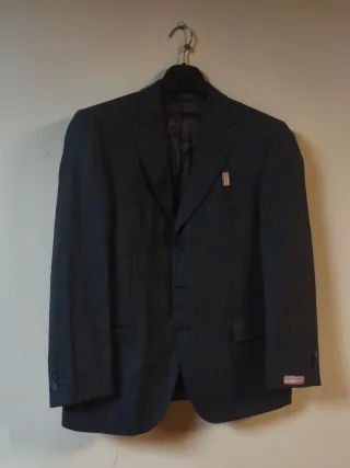 Chaqueta de traje azul y marrón