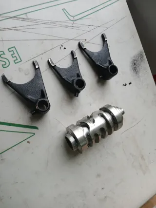 Selectores y tambor KTM caja marchas