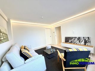 Piso en venta en Cuatro Caminos - Plaza de la Cubela en Coruña (A)