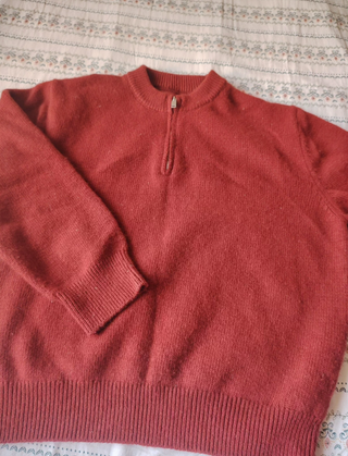 Jersey rojo con cremallera