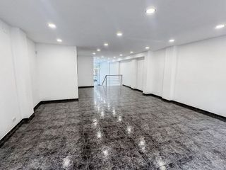 Local comercial en venta en La Salut - Lloreda en Badalona