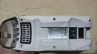 Aspirador Escoba Ufesa Sena AE4822 22V