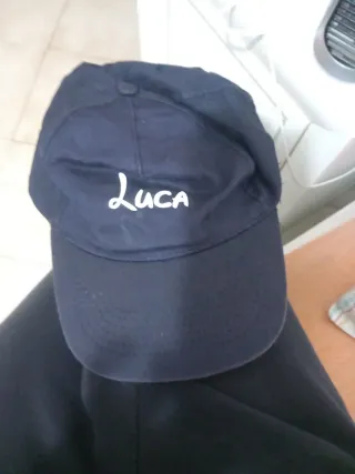 Cappellino blu personalizzato Luca