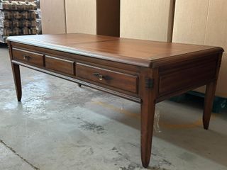 Mesa de centro rectangular