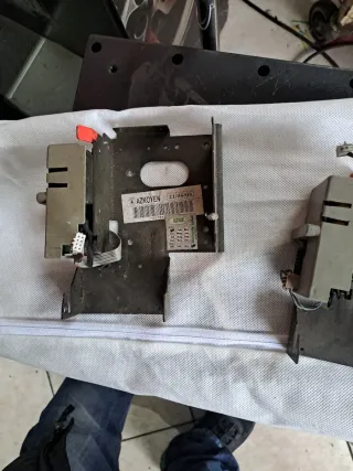 Ricambi Arcade unidesia due pezzi