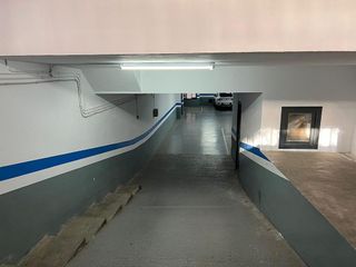 Garaje en venta en Sanfeliu en Hospitalet de Llobregat, L´