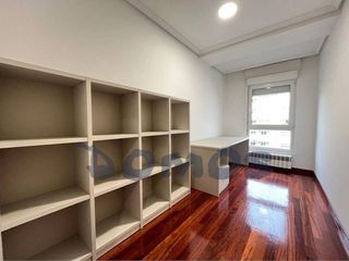 Piso en alquiler en Recatelo - O Carme en Lugo