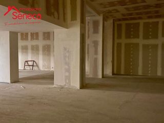 Local comercial en alquiler en Zona Centro en Córdoba