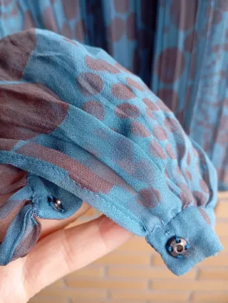 Blusa seda azul y marrón