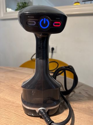 Vaporizador de ropa portátil