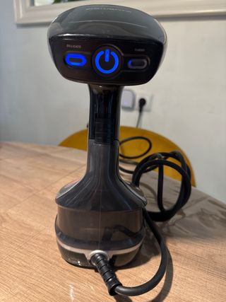 Vaporizador de ropa portátil