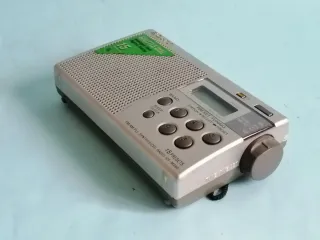 Radio Sony Shuttle Dial FM/AM PLL