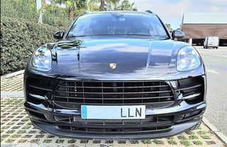 PORSCHE MACAN -