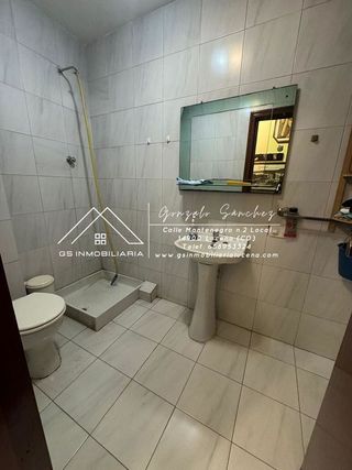 Local comercial en alquiler en Lucena