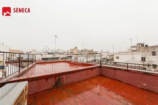 Local comercial en alquiler en Zona Centro en Córdoba