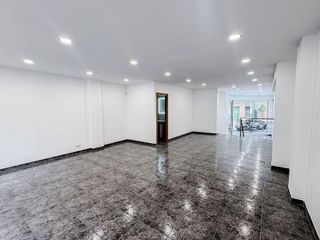 Local comercial en venta en La Salut - Lloreda en Badalona