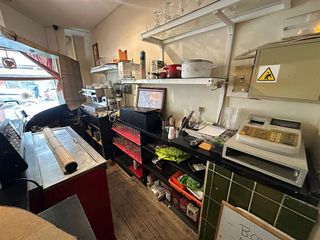 Local comercial en venta en Reyes Católicos en Alcalá de Henares