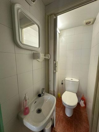 Local comercial en venta en Reyes Católicos en Alcalá de Henares