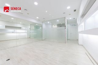 Local comercial en alquiler en Ciudad Jardín - Zoco en Córdoba