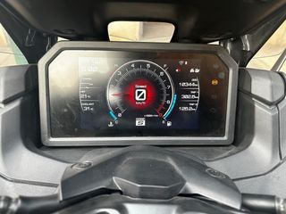 Yamaha TMAX Tech MAX 560