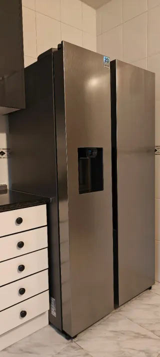 Frigorífico Samsung 177x91x72
