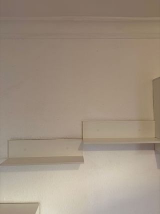 Mueble TV blanco y negro