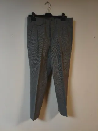 Chaqueta gris hombre