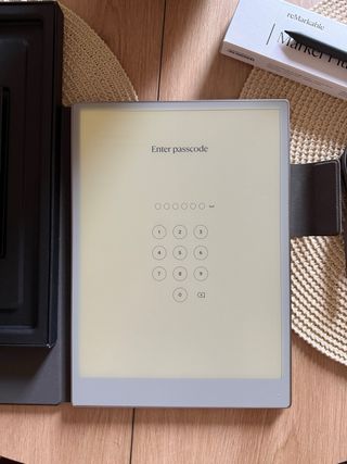 ReMarkable Paper Pro Tablet con pen incluso