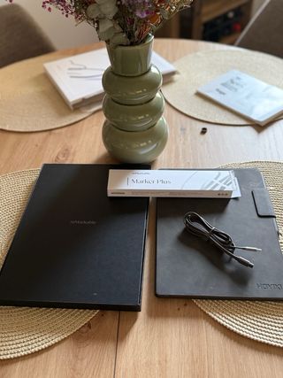 ReMarkable Paper Pro Tablet con pen incluso