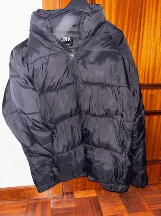 Cazadora acolchada Zara negra