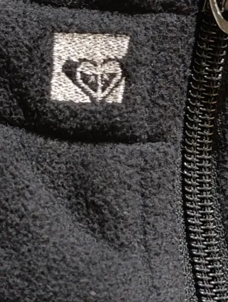 Forro polar Roxy cuello alto negro Talla M