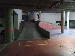 Garaje en alquiler en La Vila Olímpica del Poblenou en Barcelona