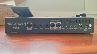 Pedalera Multiefectos Headrush MX5