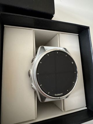 Garmin Fenix 8 43mm AMOLED Plata/Blanco