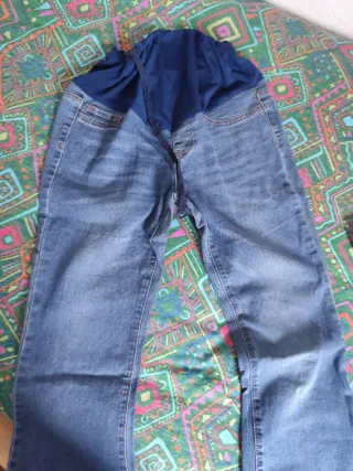 Pantalones premamá vaqueros azules y 3 medias