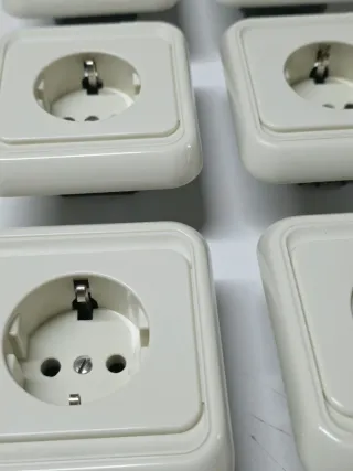 6 Enchufes Simón 75