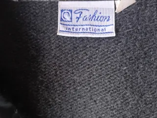 Jersey Vintage Cuello Camisero Negro