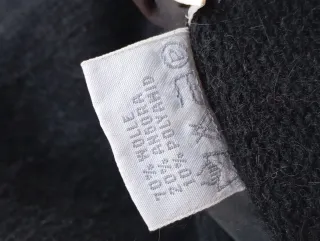 Jersey Vintage Cuello Camisero Negro