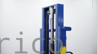 Apilador Manual 1000 Kg - 3000 mm - 16002