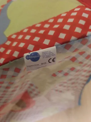 Túnel de gateo infantil con dibujos