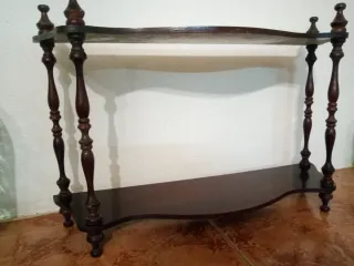 Estantería.Medidas.Alto.40 cm.largo 60 Fondo 17.