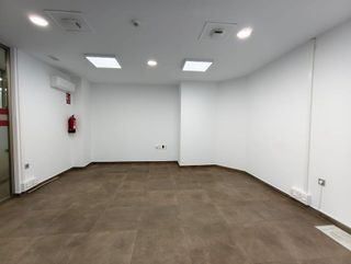 Local comercial en alquiler en Centro en Elche