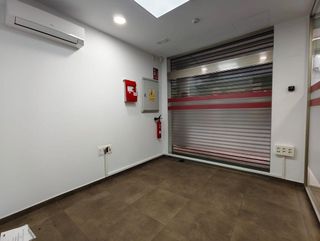Local comercial en alquiler en Centro en Elche