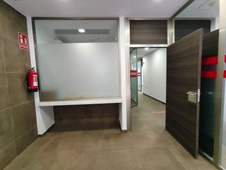 Local comercial en alquiler en Centro en Elche